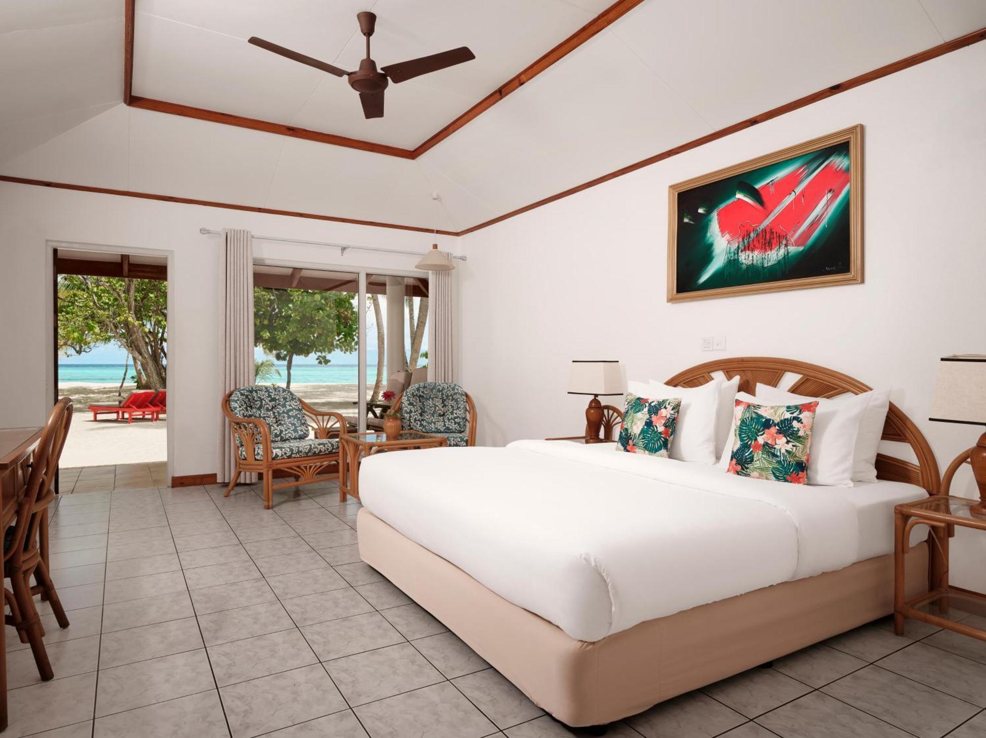 Villa Park Sun Island Resort - Complimentary One Way Domestic Transportation For Stays Of 7 Nights And More 01 April To 30 September 2025 Maamigili Island Room photo