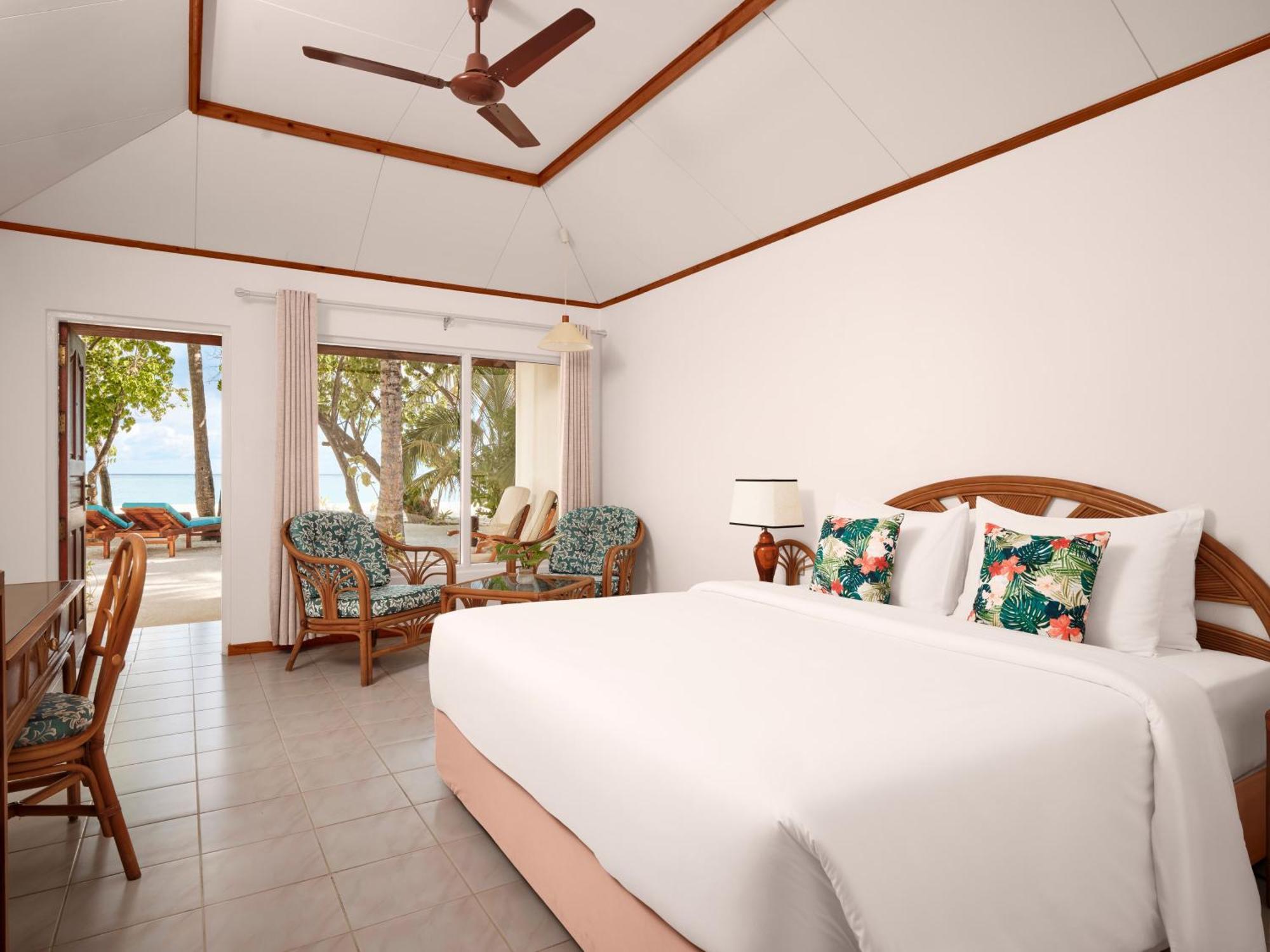 Villa Park Sun Island Resort - Complimentary One Way Domestic Transportation For Stays Of 7 Nights And More 01 April To 30 September 2025 Maamigili Island Room photo